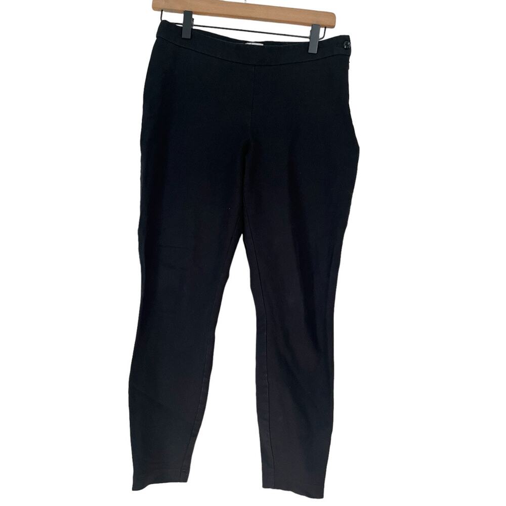 Chicos Womens Black Slim Leg Cropped Zipper Accent Pants Size 6 Chicos Size 0.5